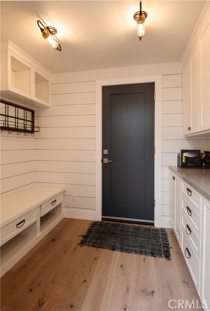 933 9th Street, Manhattan Beach, California 90266, 4 Bedrooms Bedrooms, ,2 BathroomsBathrooms,Residential,Sold,9th,SB21112500