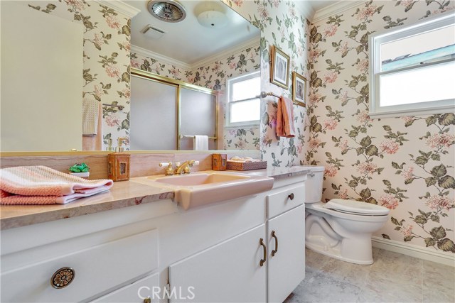 Full bathroom