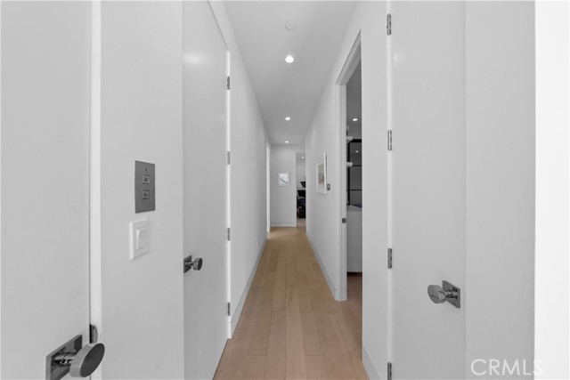 733 12th Street, Manhattan Beach, California 90266, 5 Bedrooms Bedrooms, ,6 BathroomsBathrooms,Residential,Sold,12th,SB21089898