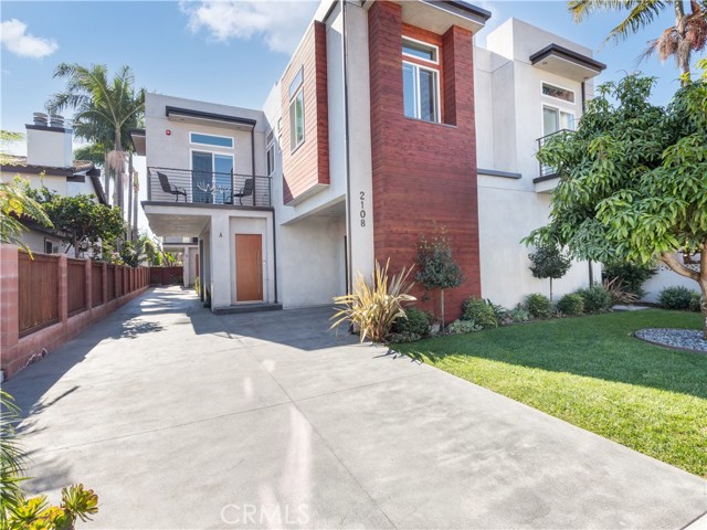 2108 Gates Avenue, Redondo Beach, California 90278, 4 Bedrooms Bedrooms, ,4 BathroomsBathrooms,Residential,Sold,Gates,SB20231175