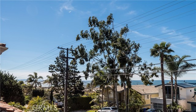 218 Dianthus Street, Manhattan Beach, California 90266, 4 Bedrooms Bedrooms, ,2 BathroomsBathrooms,Residential,Sold,Dianthus,SB18052356