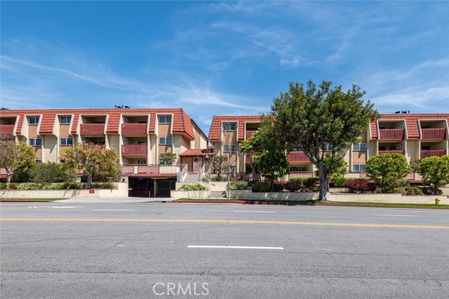 2 Bed Home for Sale in El Segundo, California