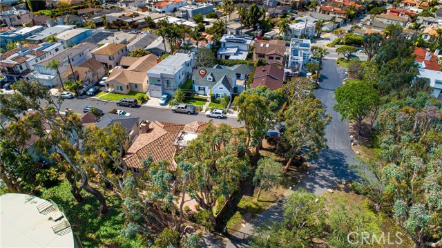 1563 Golden Avenue, Hermosa Beach, California 90254, 3 Bedrooms Bedrooms, ,2 BathroomsBathrooms,Residential,Sold,Golden,SB20063738