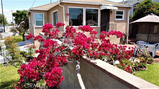 700 Rita Street, Redondo Beach, California 90277, 2 Bedrooms Bedrooms, ,2 BathroomsBathrooms,Residential,Sold,Rita,SB21110960