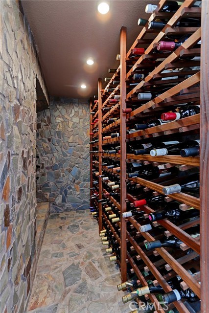 1818 Spreckels Lane, Redondo Beach, California 90278, 4 Bedrooms Bedrooms, ,3 BathroomsBathrooms,Residential,Sold,Spreckels,SB17228588