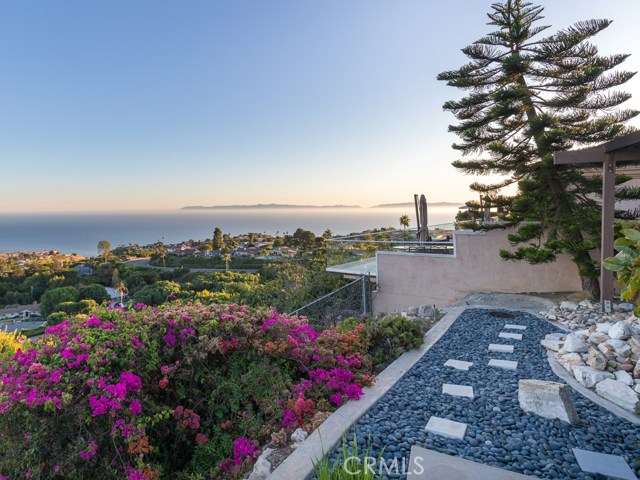 3335 Starline Drive, Rancho Palos Verdes, California 90275, 3 Bedrooms Bedrooms, ,3 BathroomsBathrooms,Residential,Sold,Starline,PV19263237