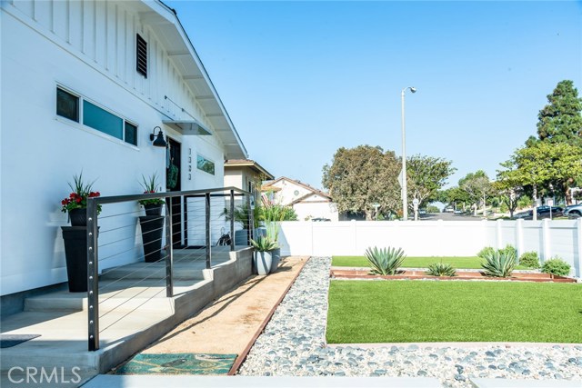 environmentally friendly landscaping, easy to care for... view from the driveway looking west