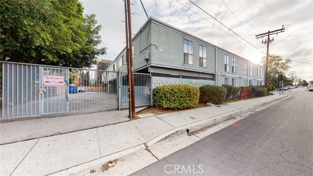 2 Bed Home for Sale in North Hollywood, California