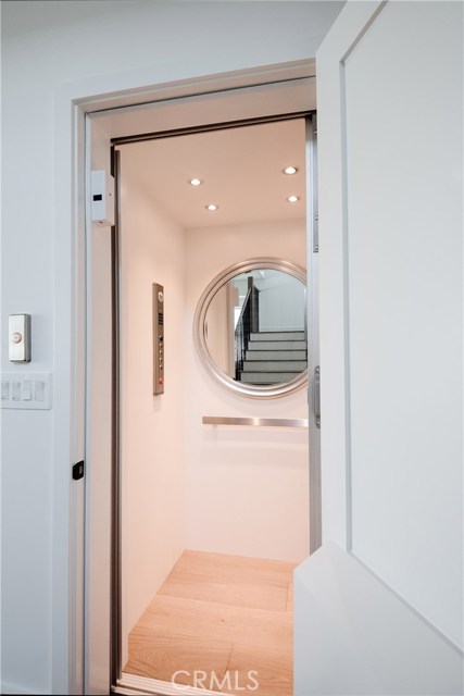 617 31st Street, Manhattan Beach, California 90266, 7 Bedrooms Bedrooms, ,2 BathroomsBathrooms,Residential,Sold,31st,SB20084953