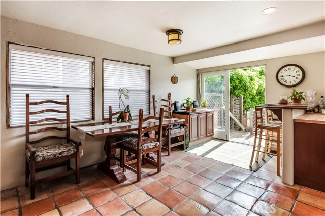 865 Loma Drive, Hermosa Beach, California 90254, 1 Bedroom Bedrooms, ,1 BathroomBathrooms,Residential,Sold,Loma,SB19130765