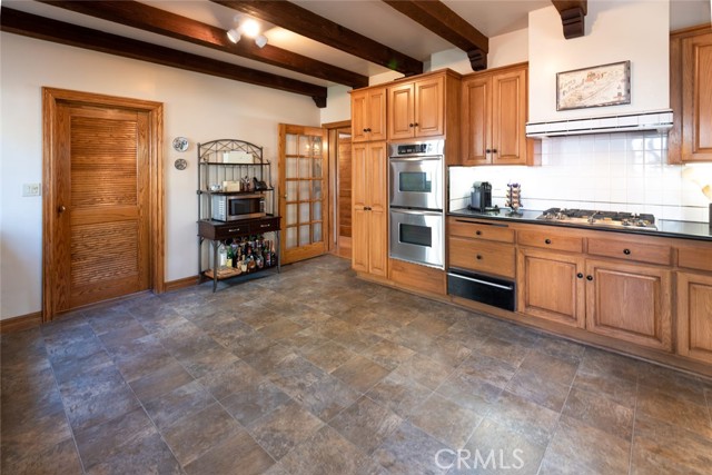 619 Avenue B, Redondo Beach, California 90277, 5 Bedrooms Bedrooms, ,3 BathroomsBathrooms,Residential,Sold,Avenue B,SB21044524