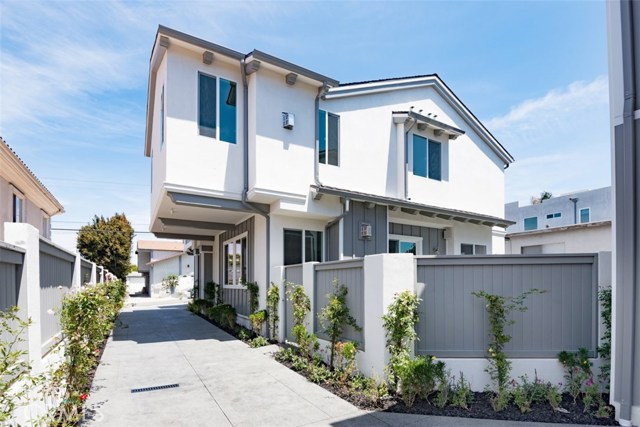 2104 Harriman Lane, Redondo Beach, California 90278, 4 Bedrooms Bedrooms, ,3 BathroomsBathrooms,Residential,Sold,Harriman,PV18101092