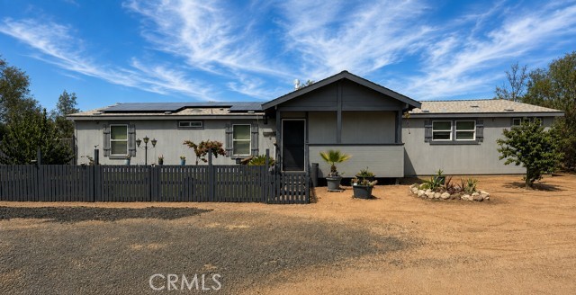 feature listing property photo