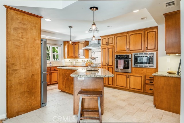 37 Shady Vista Road, Rolling Hills Estates, California 90274, 4 Bedrooms Bedrooms, ,3 BathroomsBathrooms,Residential,Sold,Shady Vista,PV21045833