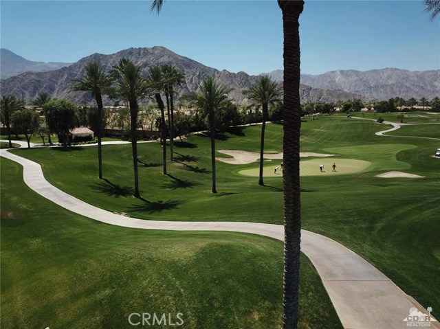 Stunning Golf Course and Mountain View