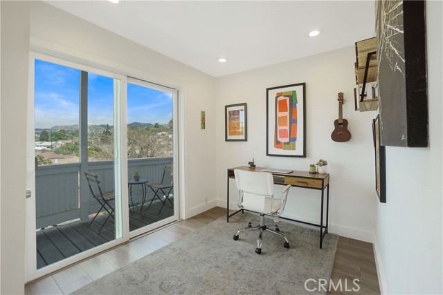 2 Bed Home for Sale in Silver Lake, California