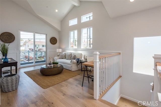 2104 Harriman Lane, Redondo Beach, California 90278, 4 Bedrooms Bedrooms, ,3 BathroomsBathrooms,Residential,Sold,Harriman,PV18101088