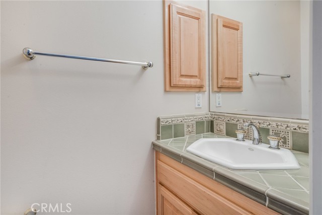 2409 Ruhland Avenue, Redondo Beach, California 90278, 4 Bedrooms Bedrooms, ,3 BathroomsBathrooms,Residential,Sold,Ruhland,SB21055700