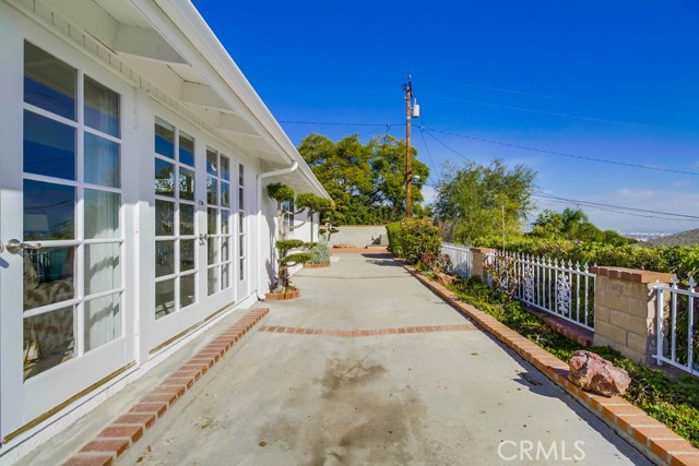 2051 Summerland Street, Rancho Palos Verdes, California 90275, 3 Bedrooms Bedrooms, ,1 BathroomBathrooms,Residential,Sold,Summerland,SB18022522