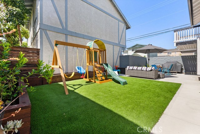 2000 Plant Avenue, Redondo Beach, California 90278, 3 Bedrooms Bedrooms, ,2 BathroomsBathrooms,Residential,Sold,Plant,OC20093537
