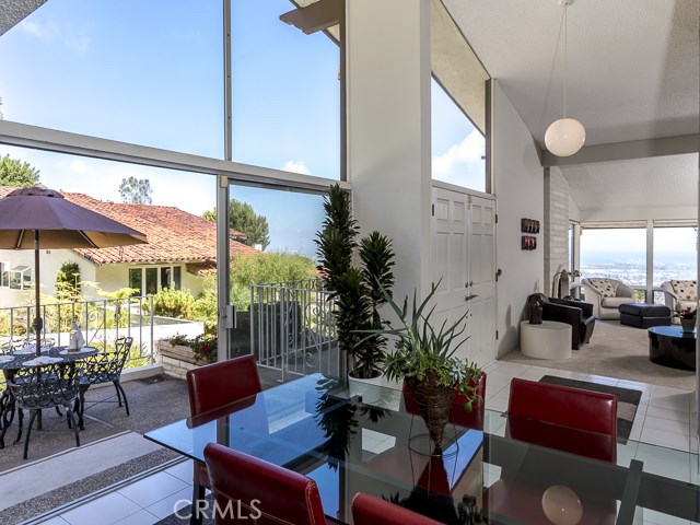 30048 Knoll View Drive, Rancho Palos Verdes, California 90275, 3 Bedrooms Bedrooms, ,2 BathroomsBathrooms,Residential,Sold,Knoll View,PV19091572