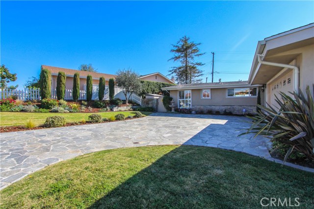 27036 Woodbrook Road, Rancho Palos Verdes, California 90275, 3 Bedrooms Bedrooms, ,1 BathroomBathrooms,Residential,Sold,Woodbrook,PW18026451