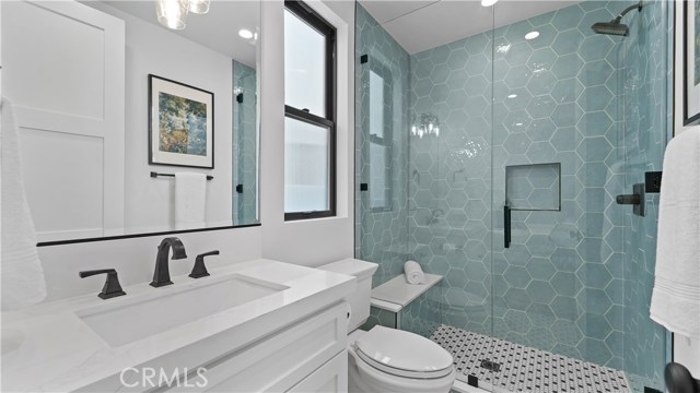 1712 Meadows Avenue, Manhattan Beach, California 90266, 5 Bedrooms Bedrooms, ,2 BathroomsBathrooms,Residential,Sold,Meadows,SB20199095