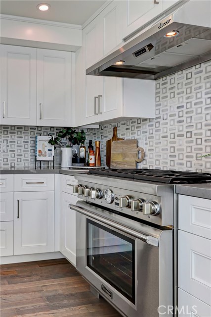 524 14th Street, Manhattan Beach, California 90266, 4 Bedrooms Bedrooms, ,3 BathroomsBathrooms,Residential,Sold,14th,SB19119459