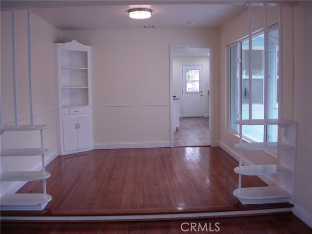 3 Bed Home for Sale in County - Los Angeles, California