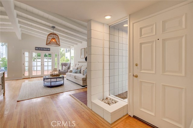 729 12th Street, Manhattan Beach, California 90266, 3 Bedrooms Bedrooms, ,2 BathroomsBathrooms,Residential,Sold,12th,SB19138998