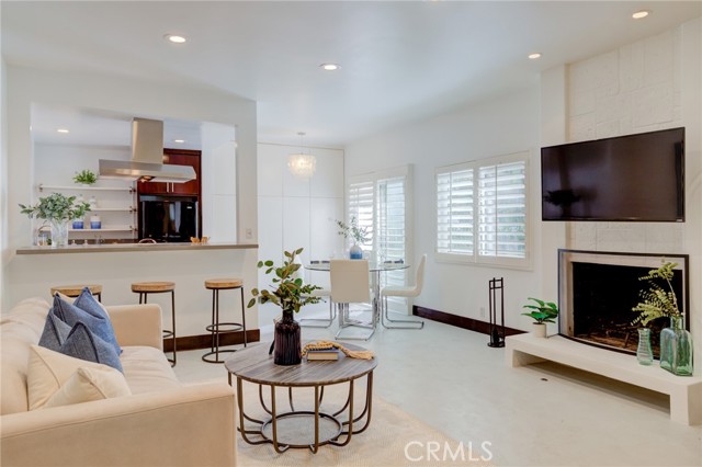 Detail Gallery Image 1 of 1 For 22626 Pacific Coast #9,  Malibu,  CA 90265 - 1 Beds | 1 Baths