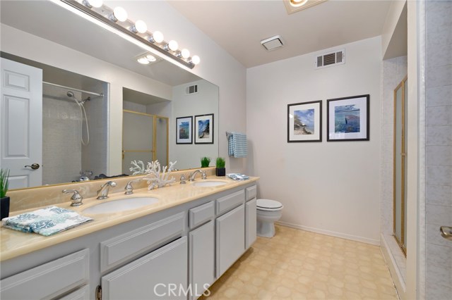 220 Guadalupe Avenue, Redondo Beach, California 90277, 3 Bedrooms Bedrooms, ,2 BathroomsBathrooms,Residential,Sold,Guadalupe,SB21001256