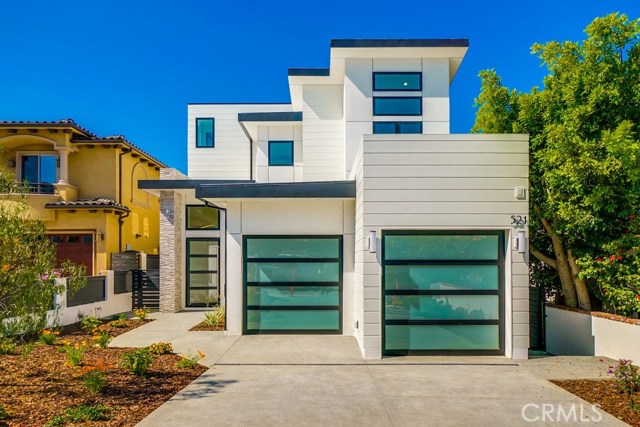 521 Helberta Avenue, Redondo Beach, California 90277, 4 Bedrooms Bedrooms, ,3 BathroomsBathrooms,Residential,Sold,Helberta,SB19088015