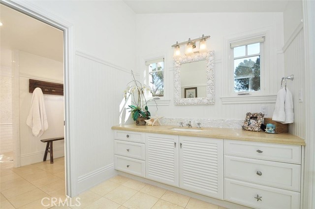 11 Oceanaire Drive, Rancho Palos Verdes, California 90275, 5 Bedrooms Bedrooms, ,3 BathroomsBathrooms,Residential,Sold,Oceanaire,PV18041022