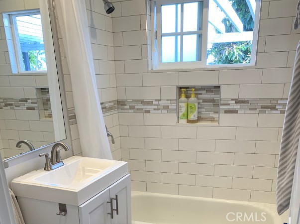 2001 Plant Avenue, Redondo Beach, California 90278, 3 Bedrooms Bedrooms, ,2 BathroomsBathrooms,Residential,Sold,Plant,SB20102366