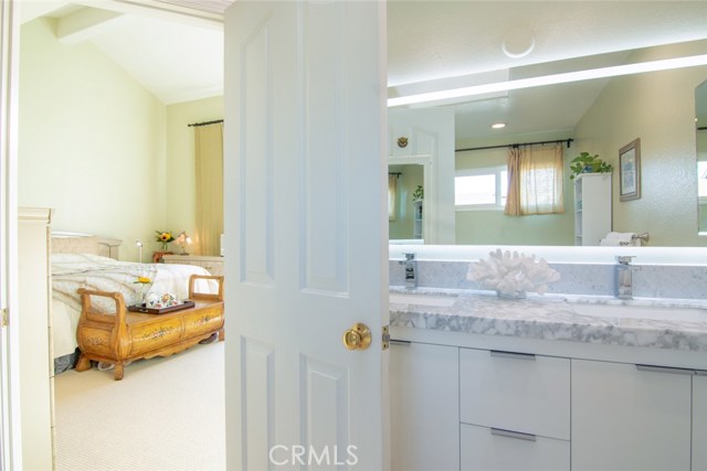 2206 Manhattan Beach Boulevard, Redondo Beach, California 90278, 3 Bedrooms Bedrooms, ,2 BathroomsBathrooms,Residential,Sold,Manhattan Beach,SB20239110