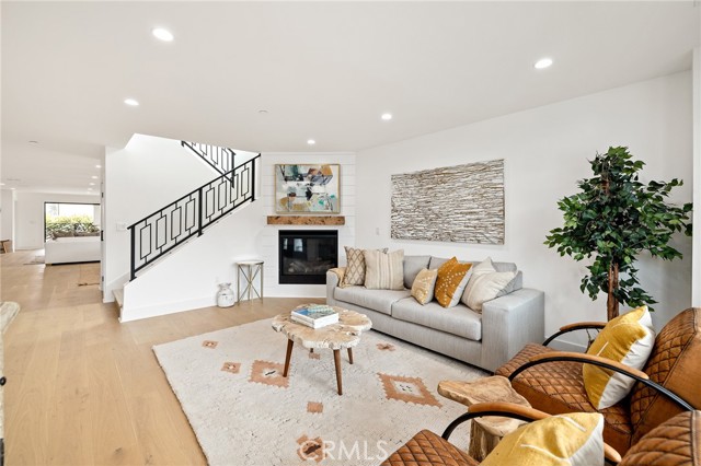 Naturally Bright Living Area