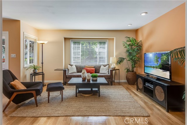 2004 Faymont Avenue, Manhattan Beach, California 90266, 3 Bedrooms Bedrooms, ,2 BathroomsBathrooms,Residential,Sold,Faymont,SB19117779