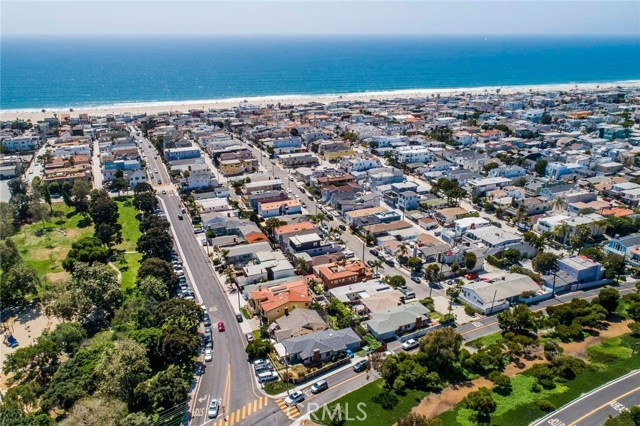 505 Gould, Hermosa Beach, California 90254, 3 Bedrooms Bedrooms, ,3 BathroomsBathrooms,Residential,Sold,Gould,SB18193150