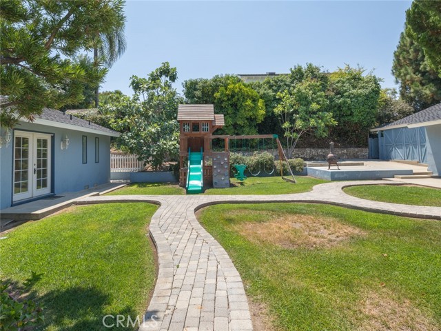 45 Hitching Post Drive, Rolling Hills Estates, California 90274, 4 Bedrooms Bedrooms, ,2 BathroomsBathrooms,Residential,Sold,Hitching Post,SB21155813
