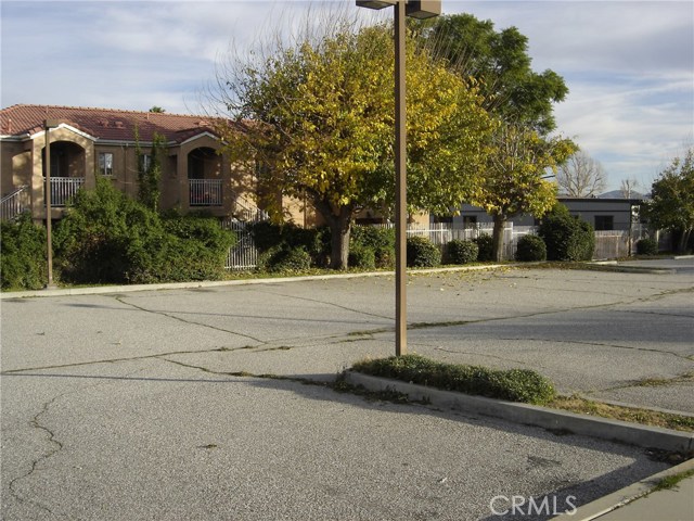 8th, 92411, ,Commercial,For Sale,8th,EV20129321