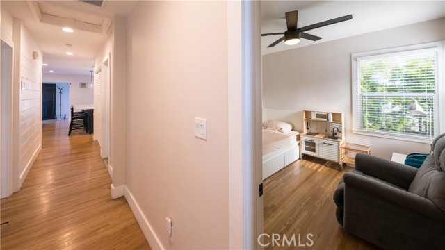 1829 Oak Avenue, Manhattan Beach, California 90266, 3 Bedrooms Bedrooms, ,2 BathroomsBathrooms,Residential,Sold,Oak,SB21146296