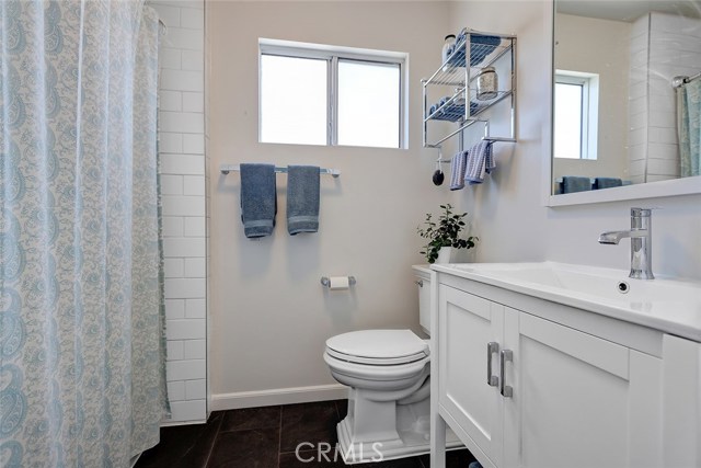1930 Robinson Street, Redondo Beach, California 90278, 3 Bedrooms Bedrooms, ,3 BathroomsBathrooms,Residential,Sold,Robinson,SB19205802