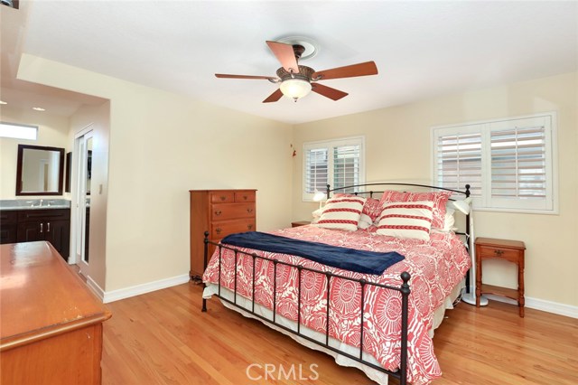 429 Bayview Drive, Hermosa Beach, California 90254, 3 Bedrooms Bedrooms, ,3 BathroomsBathrooms,Residential,Sold,Bayview,SB18034474