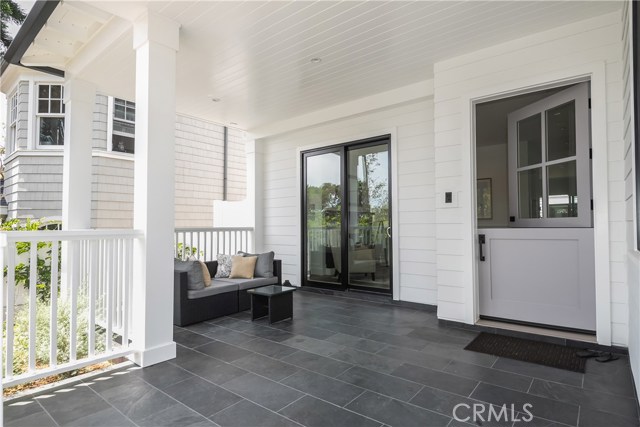 617 31st Street, Manhattan Beach, California 90266, 7 Bedrooms Bedrooms, ,2 BathroomsBathrooms,Residential,Sold,31st,SB20084953