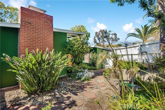 2833 Valley Drive, Manhattan Beach, California 90266, 2 Bedrooms Bedrooms, ,2 BathroomsBathrooms,Residential,Sold,Valley,SB20124280