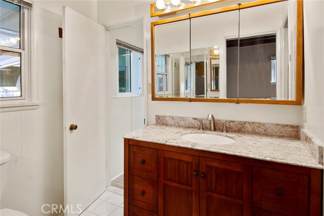 2803 Timothy Avenue, Redondo Beach, California 90278, 3 Bedrooms Bedrooms, ,1 BathroomBathrooms,Residential,Sold,Timothy,SB17070384