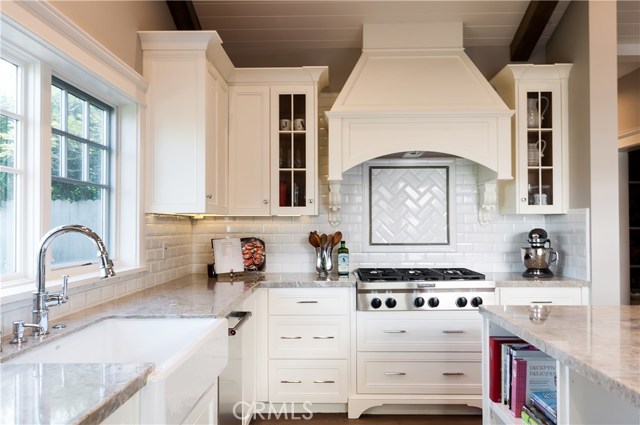 2814 Timothy Avenue, Redondo Beach, California 90278, 5 Bedrooms Bedrooms, ,3 BathroomsBathrooms,Residential,Sold,Timothy,SB18003716