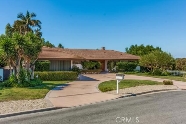 15 Sunnyfield Drive, Rolling Hills Estates, California 90274, 4 Bedrooms Bedrooms, ,1 BathroomBathrooms,Residential,Sold,Sunnyfield,PV14208019