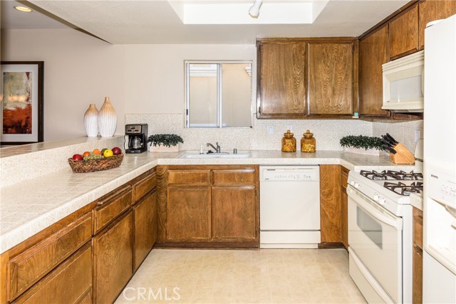 1924 Graham Avenue, Redondo Beach, California 90278, 3 Bedrooms Bedrooms, ,1 BathroomBathrooms,Residential,Sold,Graham,SB17196413